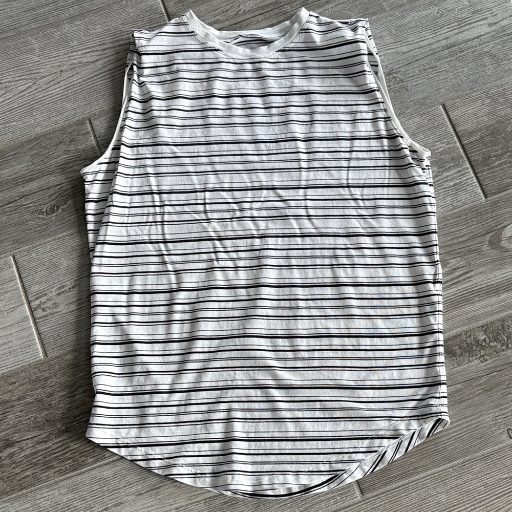 Lululemon Sleeveless Women's Top